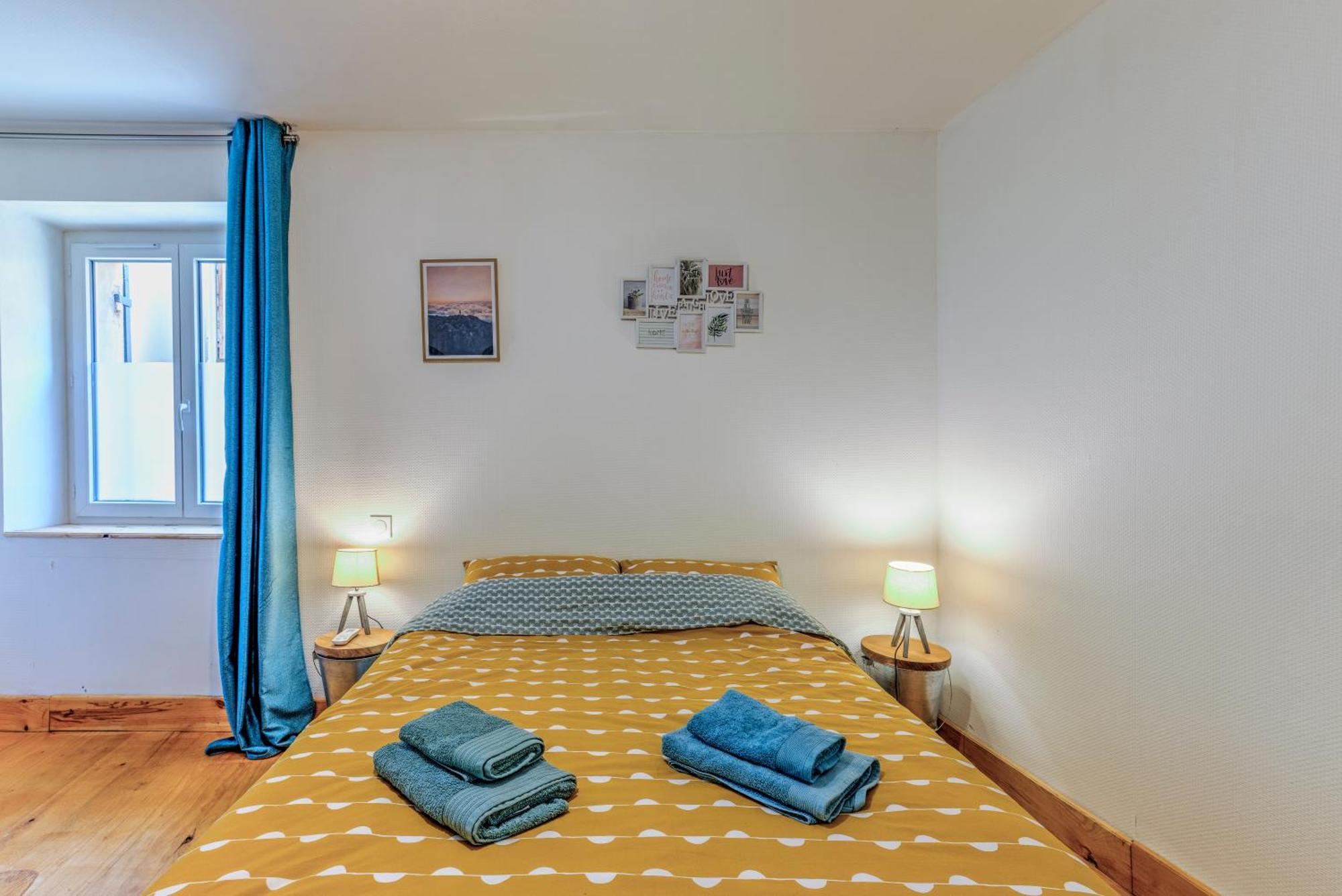 3 Pieces, Climatise, Calme, 100M Du Centre, Parking, "Lyriade" 萨尔拉拉卡内达 外观 照片